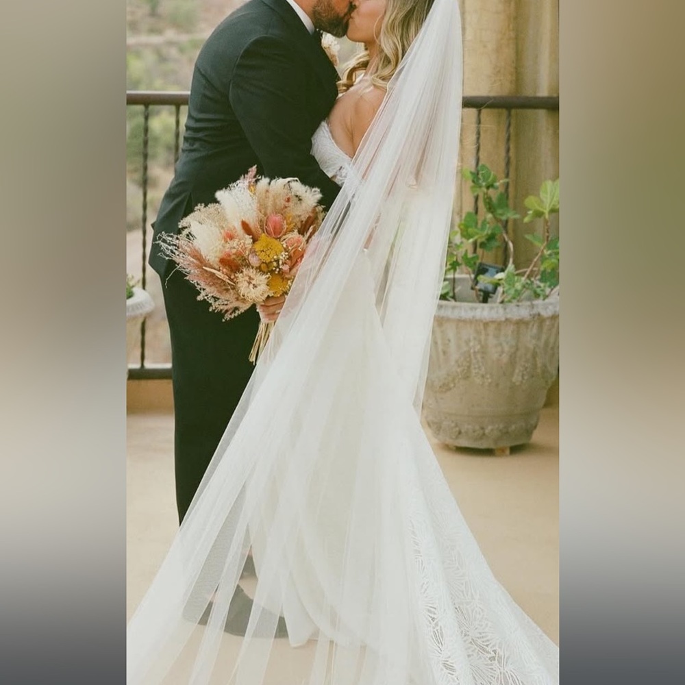 BRIDAL VEIL (120 inch)